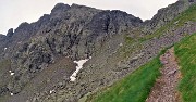 37 Agganciato il sent. 101 proseguiamo per la Bocchetta di Val Pianella (2210 m)